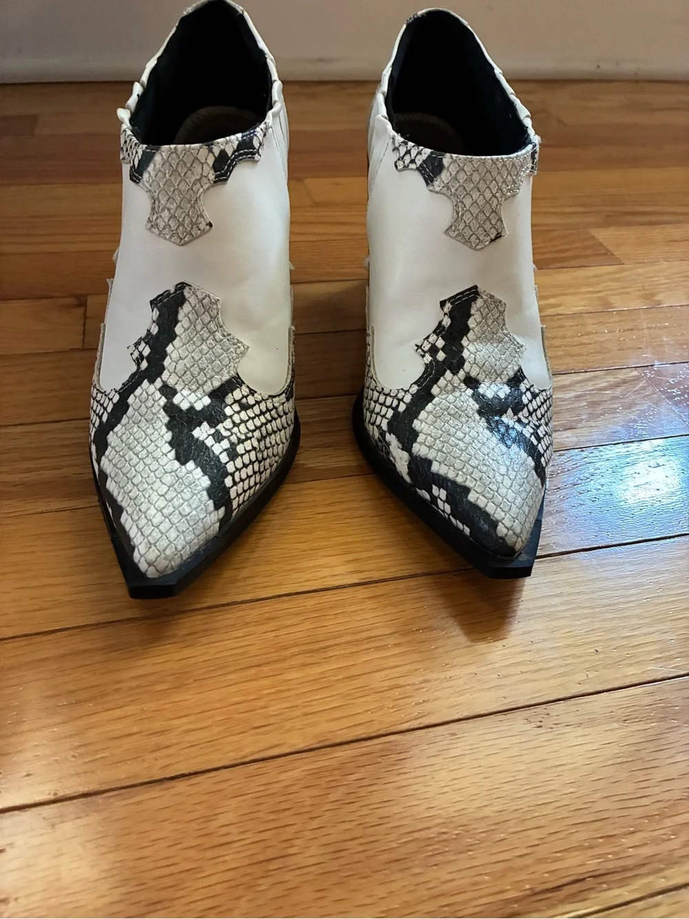Urban Outfitters White & Black Snake-Print Western Ankle Booties
